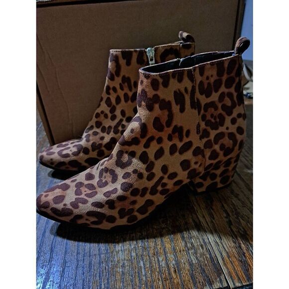 Size 7 A New Day Brown Tan Spotted Animal Cheetah Leopard Ankle Boots Booties - Picture 1 of 7